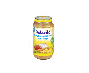 Gemüse und Hühnchen mit Nudeln